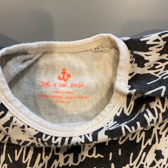 Noe & Zoe Organic Skirted Scribble Onesie - Picture 5 of 5